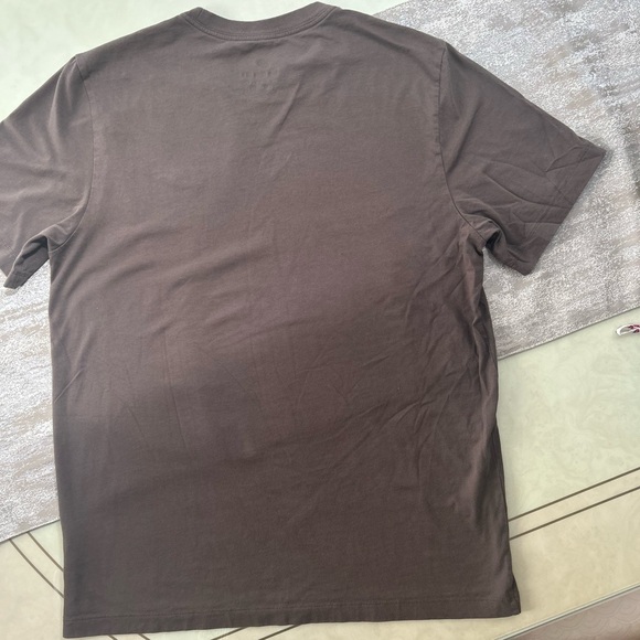 Nike Women’s Tshirt - Picture 14 of 16